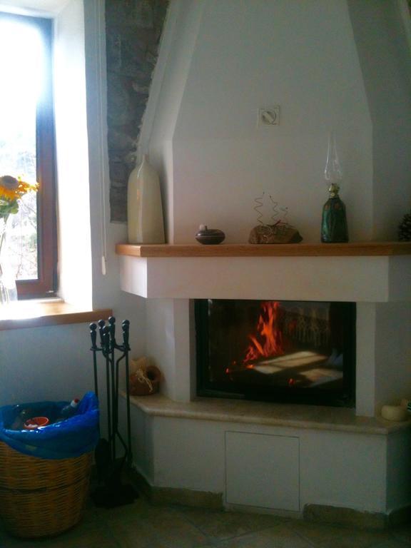 Villa Galaria House à Moutoullas Extérieur photo